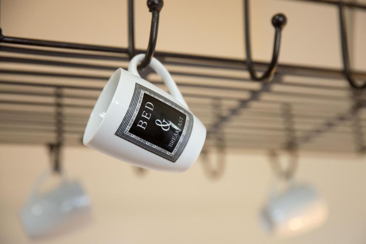Bed and Breakfast Beej Potters Weert Esterno foto