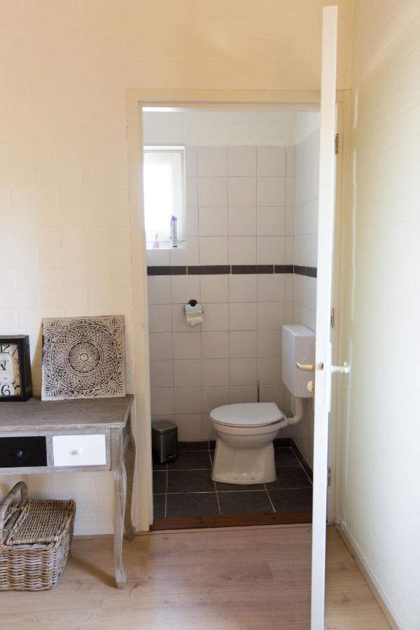 Bed and Breakfast Beej Potters Weert Esterno foto